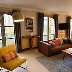 דירה Superbe Appartement Entier Et Traversant 135M2, Classe 5 Etoiles, Sarlat Centre
