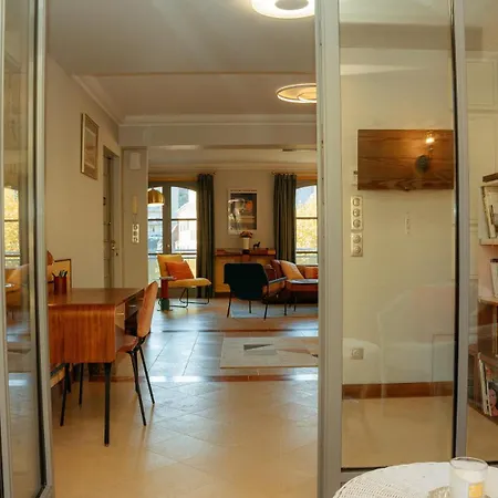 Superbe Traversant 132m2, Classé 5 étoiles, Centre