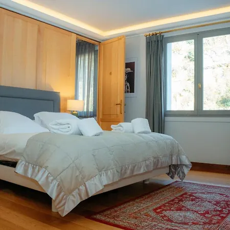 Apartament Superbe Traversant 132m2, Classe 5 Etoiles, Centre Sarlat-la-Canéda