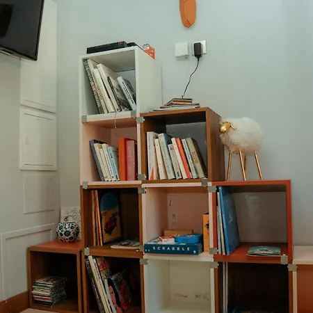 Superbe Traversant 132m2, Classe 5 Etoiles, Centre *