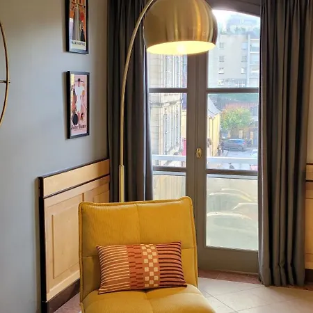 Superbe Traversant 132m2, Classé 5 étoiles, Centre * Sarlat